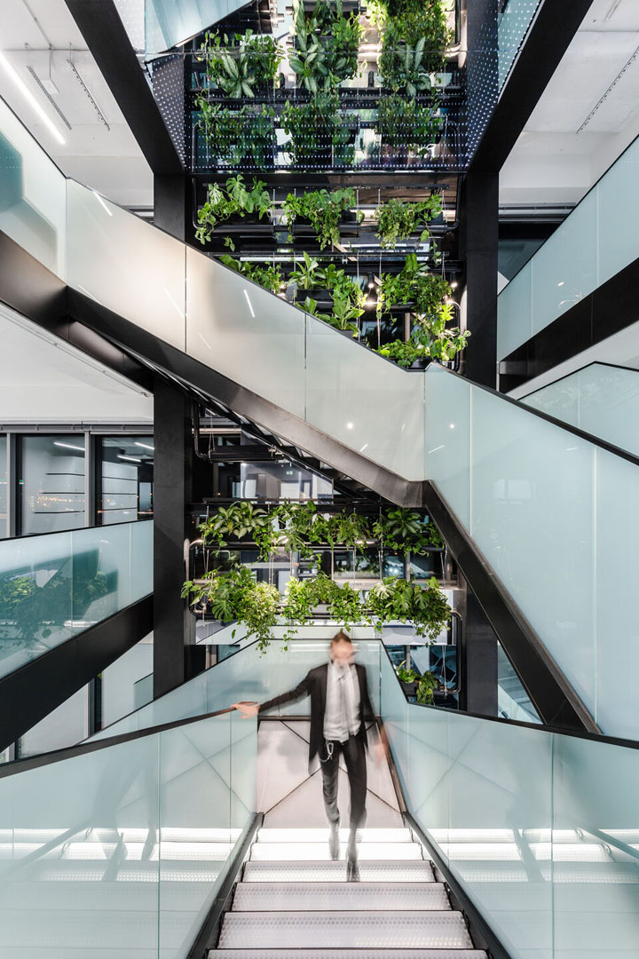 網(wǎng)絡(luò)科技公司星際科幻主題辦公室裝修設(shè)計(jì)實(shí)景圖 網(wǎng)絡(luò)科技公司星際科幻主題辦公室裝修設(shè)計(jì)實(shí)景圖