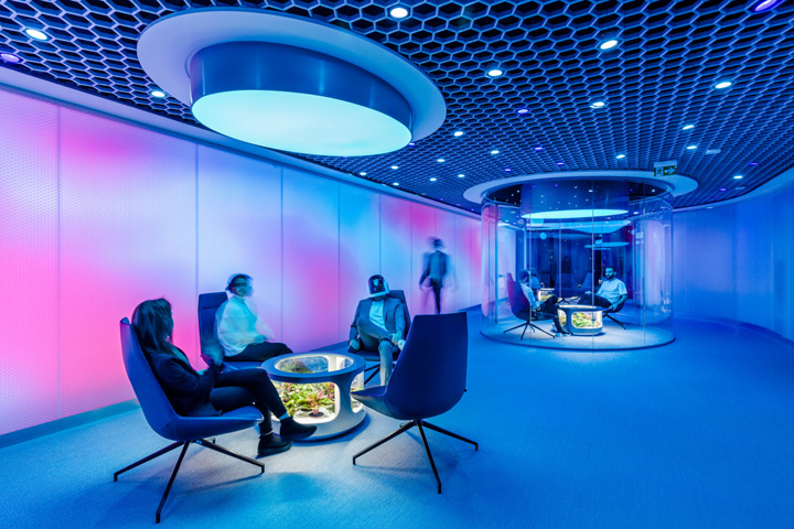 網(wǎng)絡(luò)科技公司星際科幻主題辦公室裝修設(shè)計(jì)實(shí)景圖 網(wǎng)絡(luò)科技公司星際科幻主題辦公室裝修設(shè)計(jì)實(shí)景圖