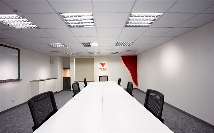 鄭州宏鈺堂分享簡約科技感小型辦公室會議室改造裝修案例