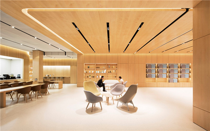 鄭州展廳裝修公司分享蔚來(lái)汽車(chē)用戶體驗(yàn)中心裝修設(shè)計(jì)實(shí)景圖 鄭州展廳裝修公司分享蔚來(lái)汽車(chē)用戶體驗(yàn)中心裝修設(shè)計(jì)實(shí)景圖