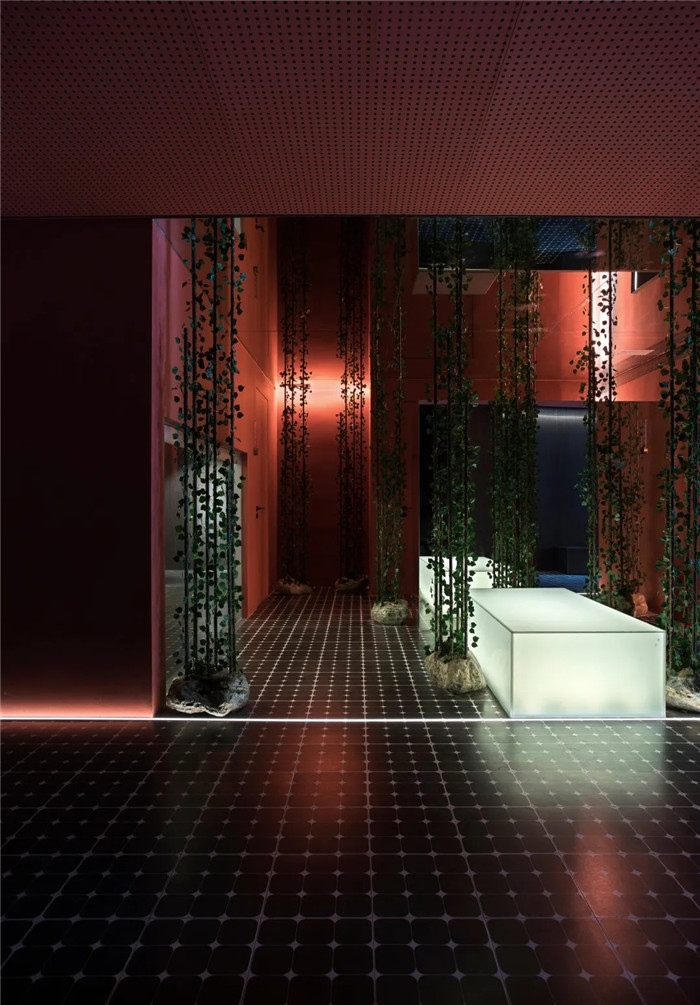 專業(yè)餐廳設(shè)計裝修公司推薦創(chuàng)意地下餐廳設(shè)計案例 專業(yè)餐廳設(shè)計裝修公司推薦創(chuàng)意地下餐廳設(shè)計案例