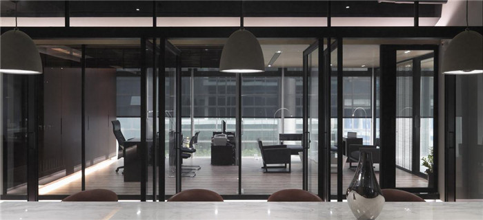 鏡子美學    精致優(yōu)雅的設計公司辦公室裝修方案