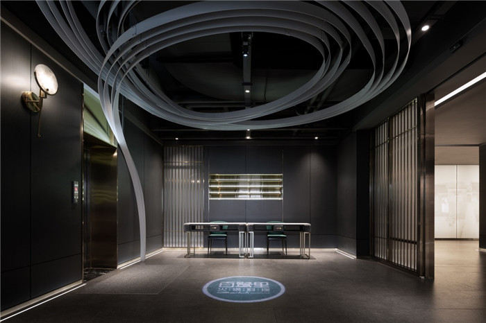 時尚與傳統(tǒng)融為一體的精品港式小火鍋裝修設計實景圖 時尚與傳統(tǒng)融為一體的精品港式小火鍋裝修設計實景圖