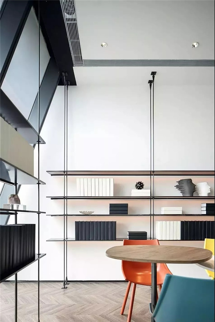 簡約干練的知名設計公司辦公室休閑區(qū)裝修設計方案 簡約干練的知名設計公司辦公室休閑區(qū)裝修設計方案