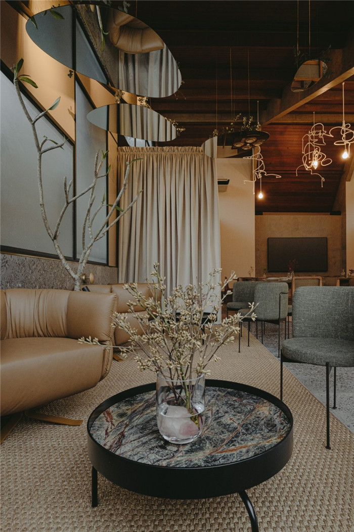 宏鈺堂專業(yè)餐飲裝修公司推薦國外花園餐廳設(shè)計(jì)方案 宏鈺堂專業(yè)餐飲裝修公司推薦國外花園餐廳設(shè)計(jì)方案