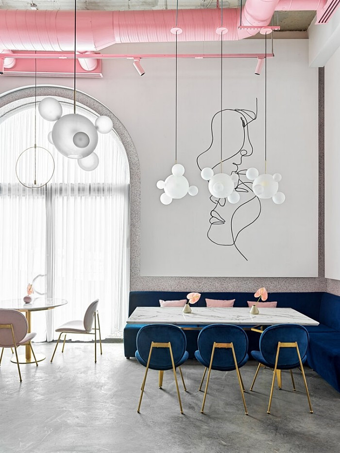 鄭州餐廳裝修公司推薦特色法式餐酒館裝修設(shè)計案例 鄭州餐廳裝修公司推薦特色法式餐酒館裝修設(shè)計案例