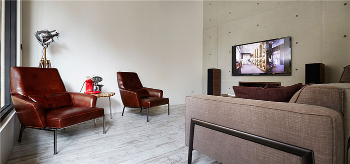 100平LOFT極簡風(fēng)辦公室裝修改造洽談區(qū)設(shè)計案例 100平LOFT極簡風(fēng)辦公室裝修改造洽談區(qū)設(shè)計案例