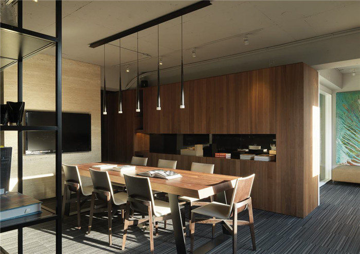 鄭州200平休閑工業(yè)風(fēng)辦公室會(huì)議室裝修設(shè)計(jì)方案實(shí)景圖 鄭州200平休閑工業(yè)風(fēng)辦公室會(huì)議室裝修設(shè)計(jì)方案實(shí)景圖