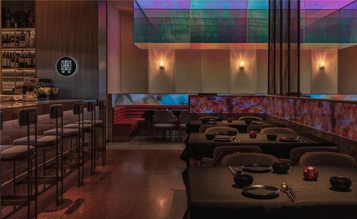 鄭州餐廳裝修公司分享中西餐酒吧融合餐飲裝修設(shè)計(jì)圖 鄭州餐廳裝修公司分享中西餐酒吧融合餐飲裝修設(shè)計(jì)圖