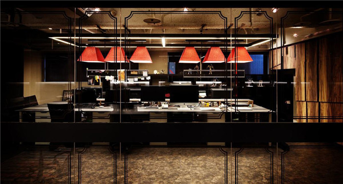 現(xiàn)代古典混搭風平面設計公司辦公室敞開辦公區(qū)裝修方案