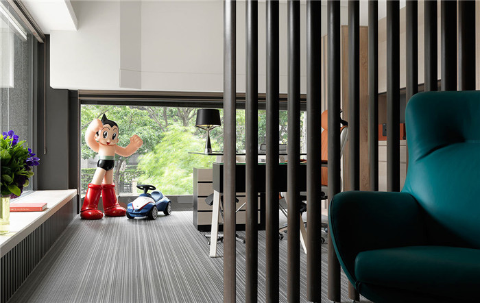 100平精致LOFT風(fēng)私人辦公室裝修設(shè)計案例