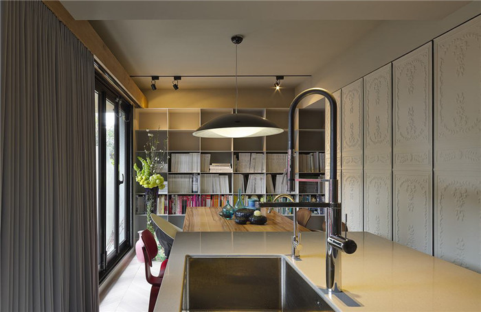 鄭州小型設(shè)計(jì)工作室裝修設(shè)計(jì)案例 鄭州小型設(shè)計(jì)工作室裝修設(shè)計(jì)案例