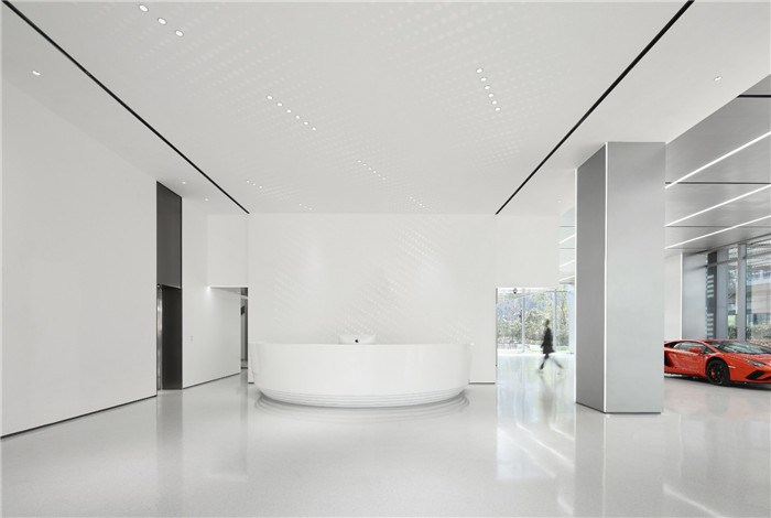 知名進(jìn)口汽車集團(tuán)總部辦公樓&展廳裝修設(shè)計(jì)方案