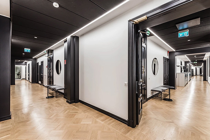 時(shí)尚優(yōu)雅的Vainu軟件公司辦公室走廊改造設(shè)計(jì)裝修方案 時(shí)尚優(yōu)雅的Vainu軟件公司辦公室走廊改造設(shè)計(jì)裝修方案