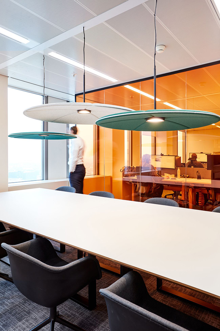 時(shí)尚多元化金融公司辦公室翻新改造裝修設(shè)計(jì)方案 時(shí)尚多元化金融公司辦公室翻新改造裝修設(shè)計(jì)方案