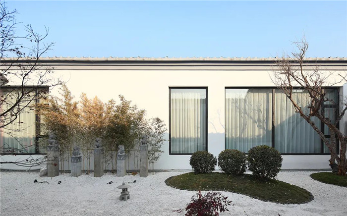 新中式現(xiàn)代混搭風(fēng)連鎖川菜餐廳庭院景觀裝修設(shè)計(jì)案例 新中式現(xiàn)代混搭風(fēng)連鎖川菜餐廳庭院景觀裝修設(shè)計(jì)案例