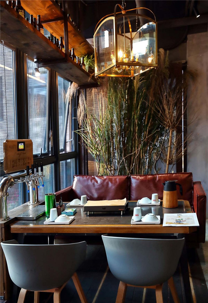 音樂+啤酒+燒烤一站式特色燒烤餐廳裝修設(shè)計方案