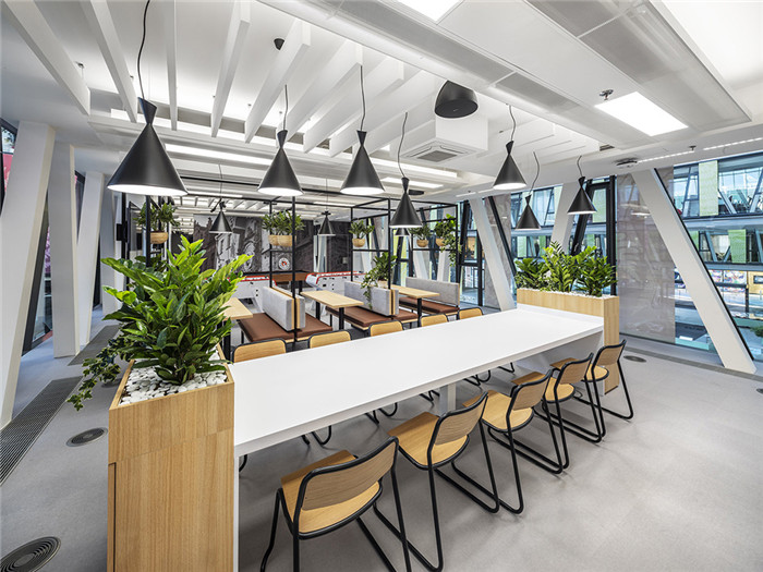 美國閃存制造科技公司可持續(xù)環(huán)保辦公裝修設(shè)計(jì)方案