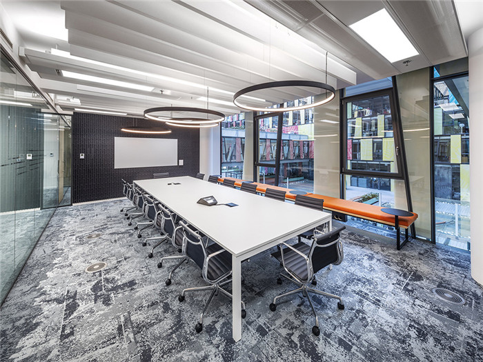 美國閃存制造科技公司可持續(xù)環(huán)保辦公裝修設(shè)計(jì)方案