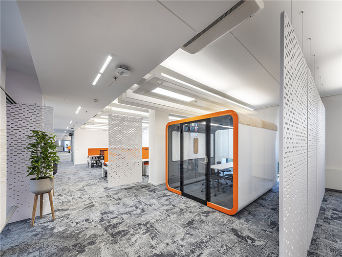 美國閃存制造科技公司可持續(xù)環(huán)保辦公裝修設(shè)計(jì)方案