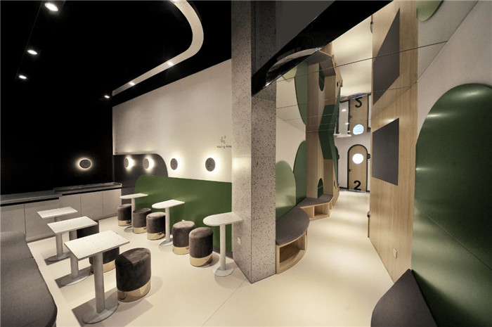 走廊休閑區(qū)設(shè)計(jì)-趣味十足的少兒英語培訓(xùn)機(jī)構(gòu)裝修效果圖