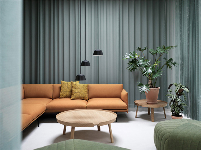 北歐風(fēng)辦公洽談區(qū)設(shè)計(jì)-1400平清新北歐風(fēng)家具公司辦公兼展廳裝修設(shè)計(jì)案例