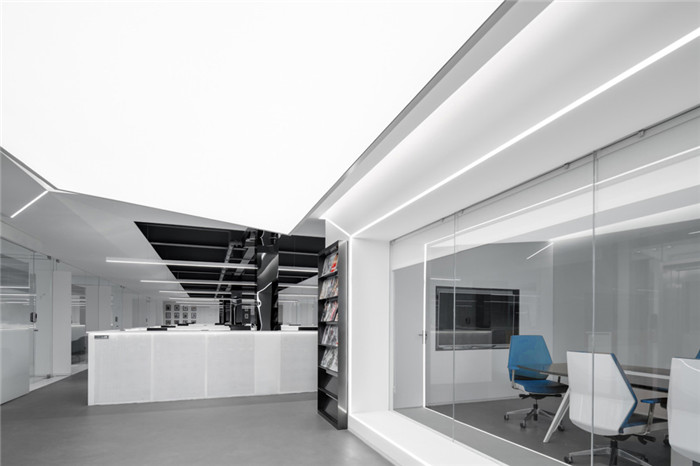 辦公區(qū)裝修設(shè)計(jì)-超藝術(shù)的國(guó)內(nèi)知名經(jīng)紀(jì)影視公司辦公樓裝修設(shè)計(jì)方案 辦公區(qū)裝修設(shè)計(jì)-超藝術(shù)的國(guó)內(nèi)知名經(jīng)紀(jì)影視公司辦公樓裝修設(shè)計(jì)方案