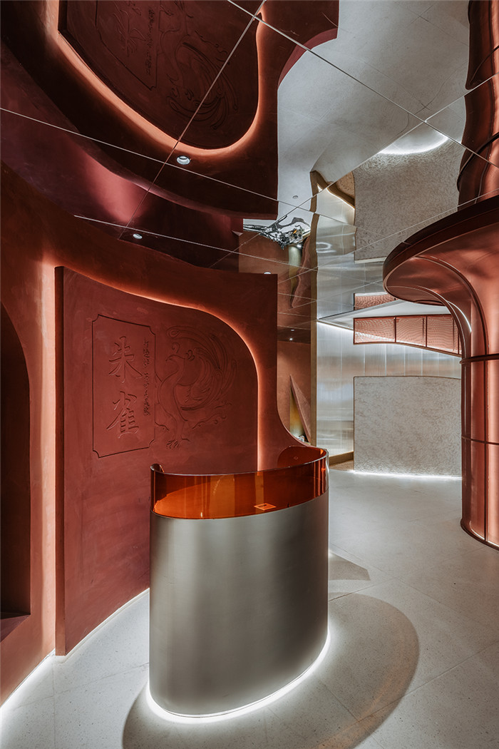 引導(dǎo)臺設(shè)計-鄭州火鍋店裝修公司推薦朱雀特色主題火鍋店裝修案例 引導(dǎo)臺設(shè)計-鄭州火鍋店裝修公司推薦朱雀特色主題火鍋店裝修案例