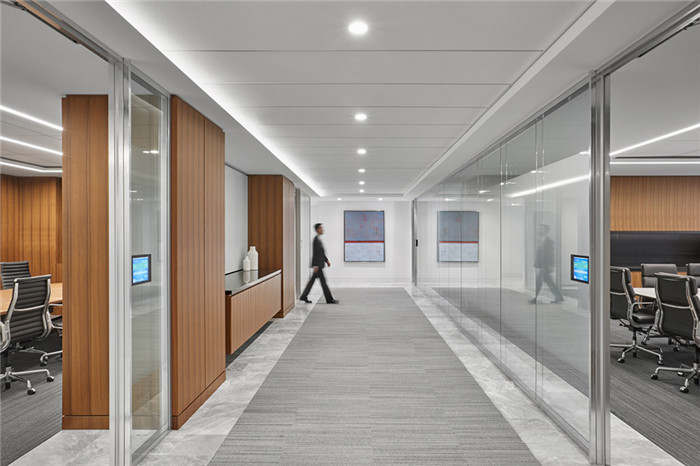 會(huì)議室裝修設(shè)計(jì)-現(xiàn)代極簡(jiǎn)摩登風(fēng)金融集團(tuán)辦公大樓裝修改造設(shè)計(jì)方案