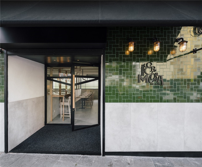 鄭州宏鈺堂推薦溫暖明亮的海鮮餐廳酒吧裝修設(shè)計案例