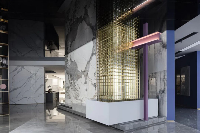 現(xiàn)代藝術(shù)風(fēng)高端意大利瓷磚展廳兼辦公裝修實景圖