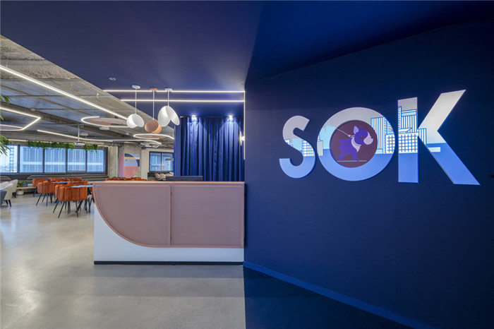 辦公室入口設(shè)計-趣味十足的8000平構(gòu)成藝術(shù)聯(lián)合辦公裝修設(shè)計方案