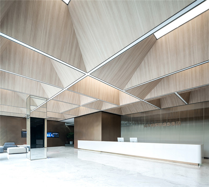 辦公樓大廳設(shè)計(jì)-大氣靈動(dòng)多元化的旭輝地產(chǎn)總部辦公樓裝修方案 辦公樓大廳設(shè)計(jì)-大氣靈動(dòng)多元化的旭輝地產(chǎn)總部辦公樓裝修方案