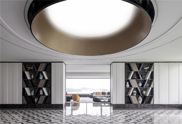 大氣靈動(dòng)多元化的旭輝地產(chǎn)總部辦公樓裝修方案 大氣靈動(dòng)多元化的旭輝地產(chǎn)總部辦公樓裝修方案