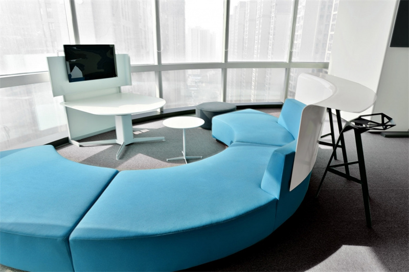 超越工位：保利K18打造第四代體驗(yàn)式辦公空間設(shè)計(jì)