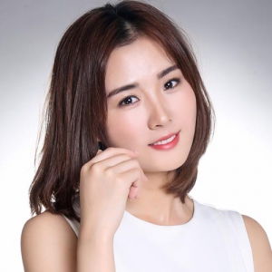 設(shè)計(jì)師：趙珍珍